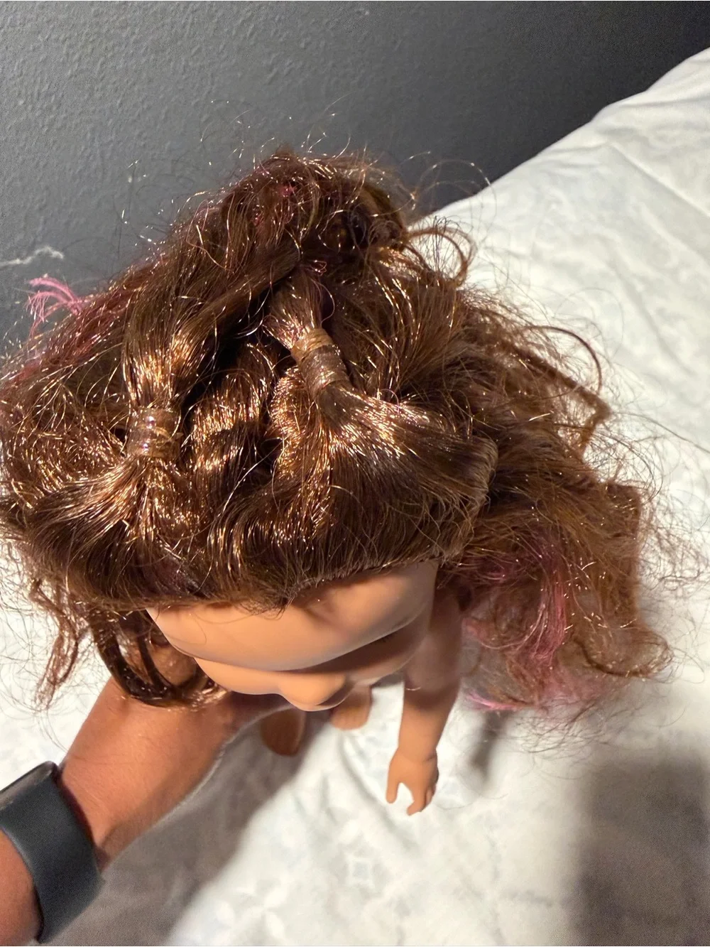 American Girl sisters Lea Brown-Haired Doll with Pink Hair Accents 14.5’